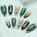 Others Amber & Gilded Press-On Nails