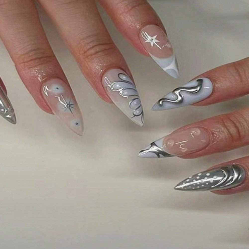 Others Silver & Gilded Press-On Nails